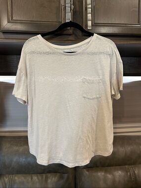 Old Navy Cream Short-Sleeve Pocket Tee